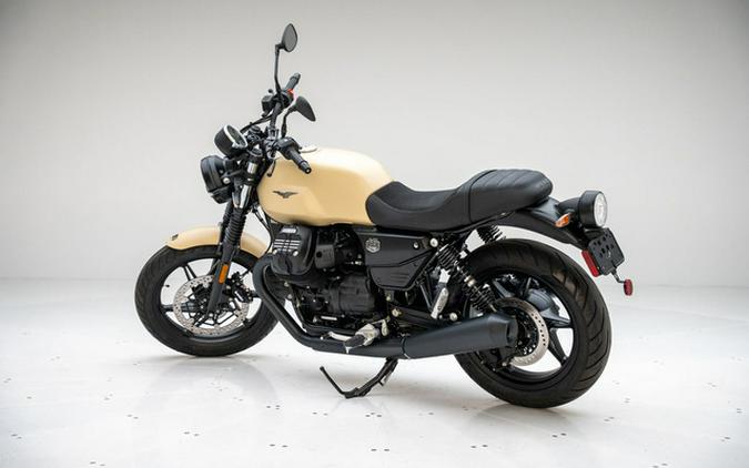 2027 Moto Guzzi V7 Stone