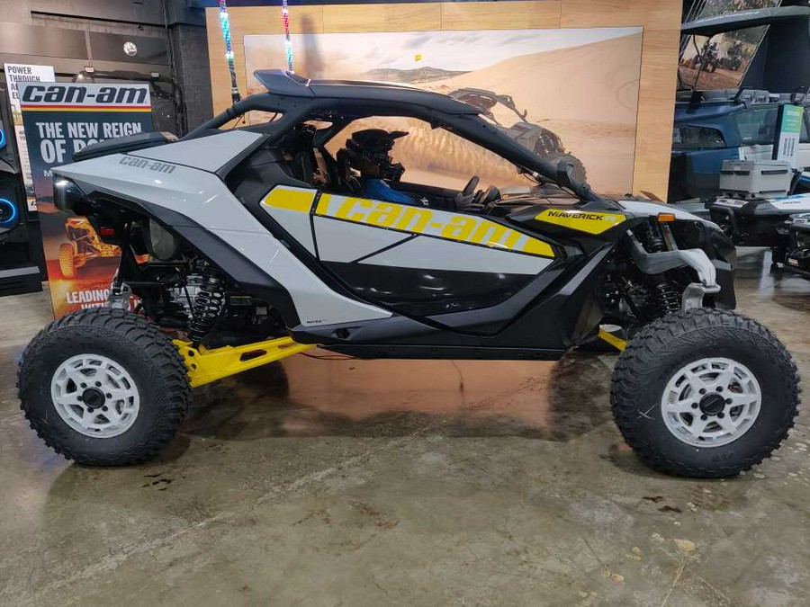 2024 CAN-AM MAVERICK R 999T DCT