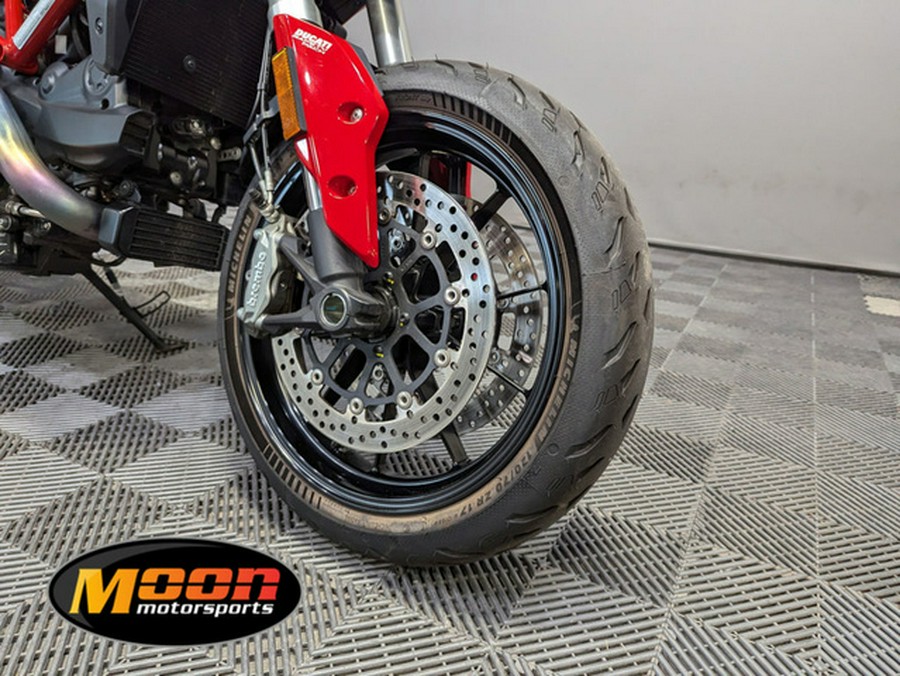 2016 Ducati Hypermotard 939 Red