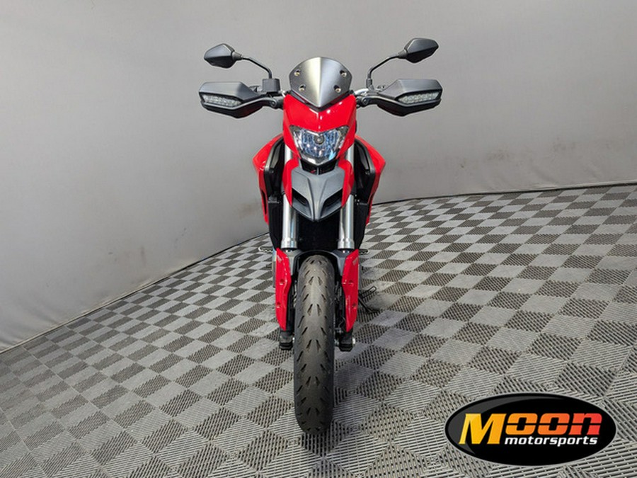 2016 Ducati Hypermotard 939 Red