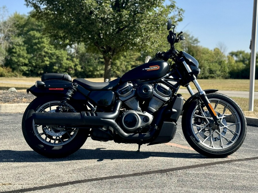 2024 Harley-Davidson Nightster™ Black Denim