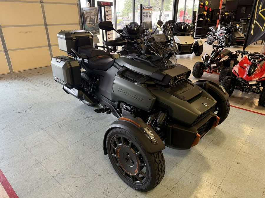 2025 Can-Am® Canyon Redrock