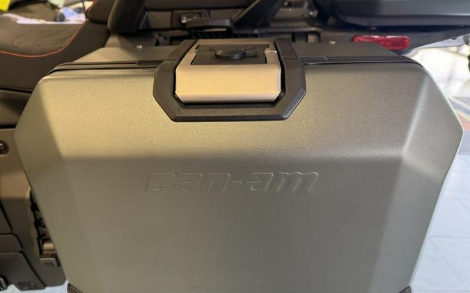 2025 Can-Am® Canyon Redrock