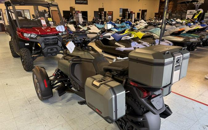 2025 Can-Am Canyon? Redrock