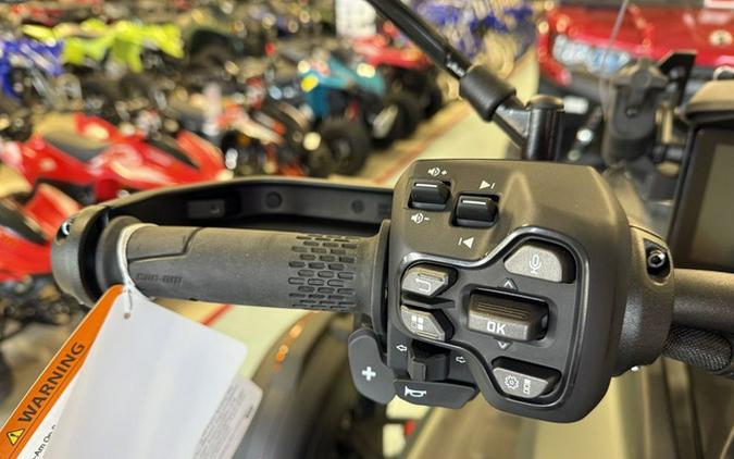 2025 Can-Am Canyon? Redrock