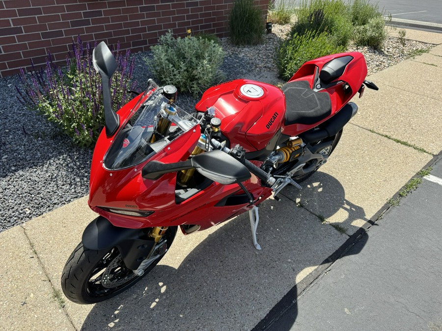 2026 Ducati Panigale V2 S Ducati Red