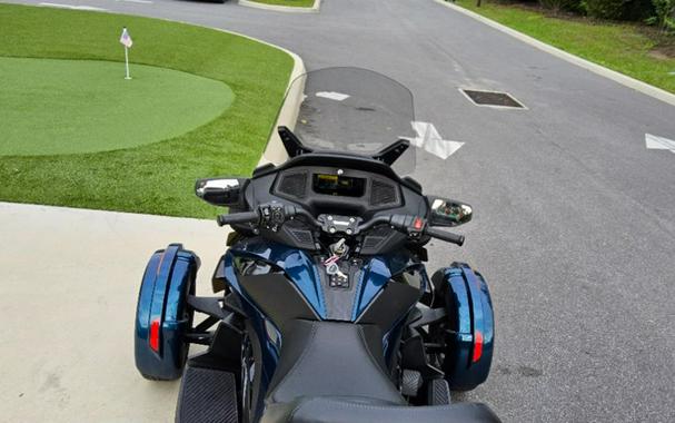 2021 Can-Am Spyder RT Sea-to-Sky