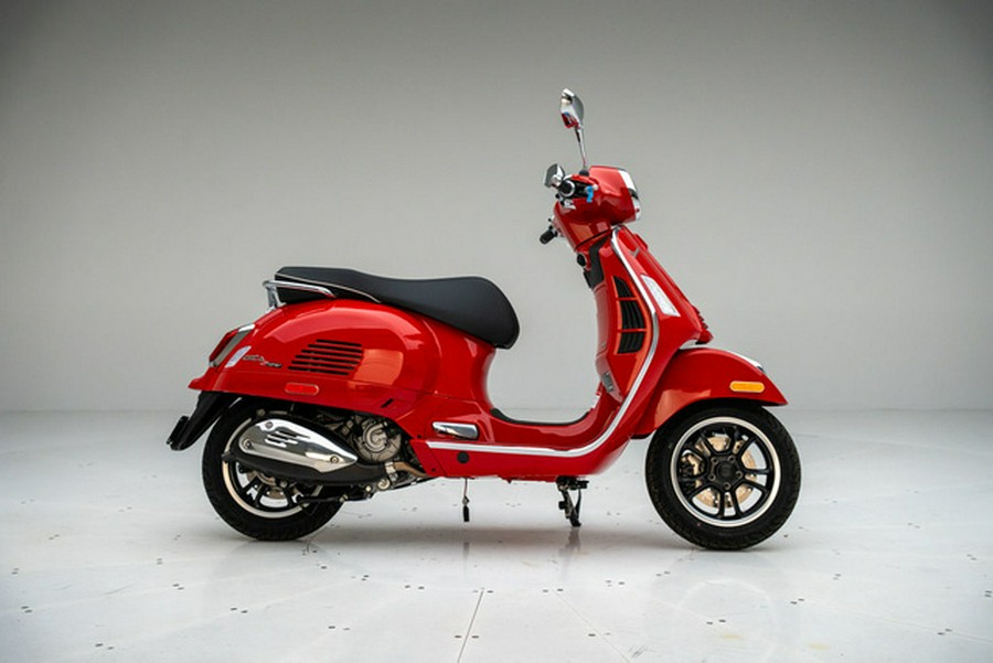 2027 Vespa GTS 310 Super