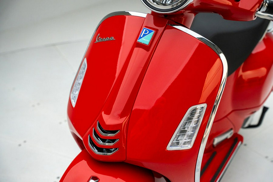 2027 Vespa GTS 310 Super