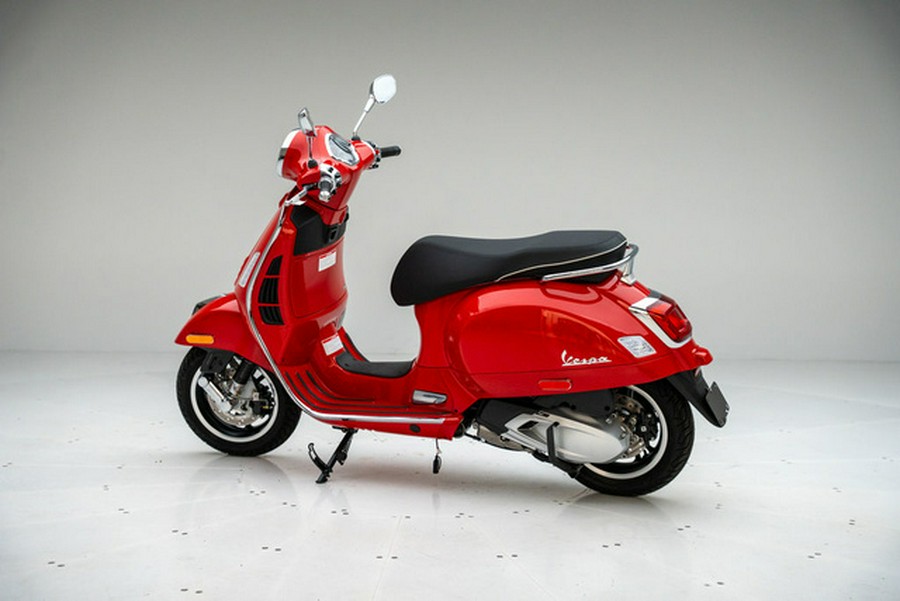 2027 Vespa GTS 310 Super