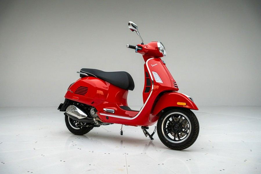 2027 Vespa GTS 310 Super