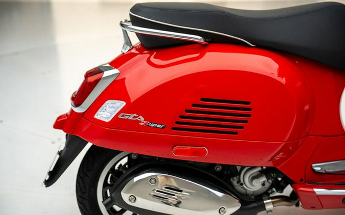 2027 Vespa GTS 310 Super