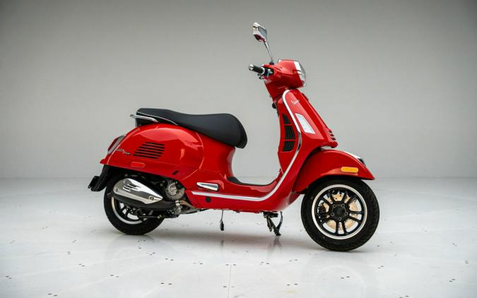 2027 Vespa GTS 310 Super