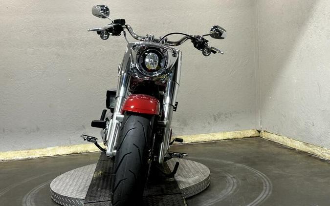 2026 Harley-Davidson® Fat Boy® BRILLIANT RED W/ PINSTRIPE