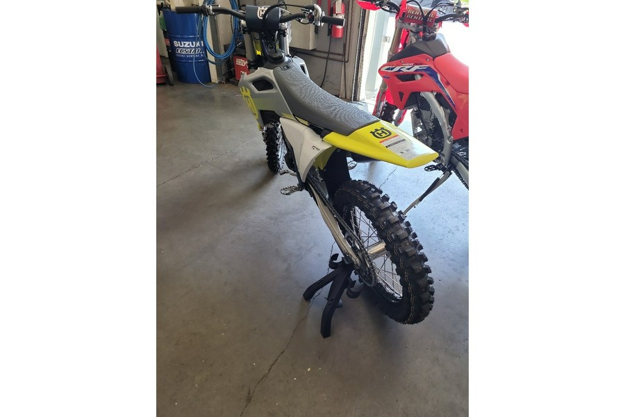 2024 Husqvarna Motorcycles FC 450