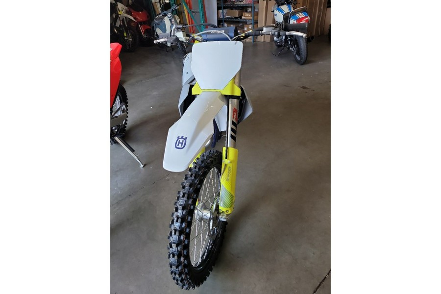 2024 Husqvarna Motorcycles FC 450