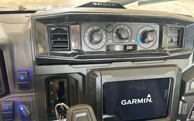 2025 Kawasaki METALLIC BLUISH GRAY RIDGE XR CREW LIMITED HVAC