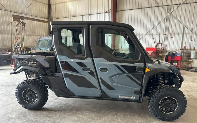 2025 Kawasaki METALLIC BLUISH GRAY RIDGE XR CREW LIMITED HVAC