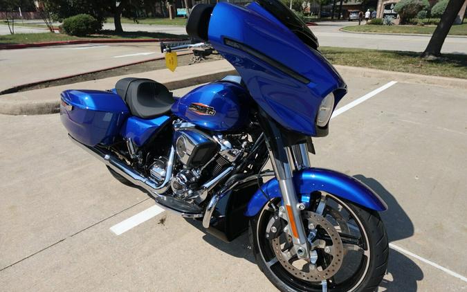 2025 Harley-Davidson® Street Glide® FLHX