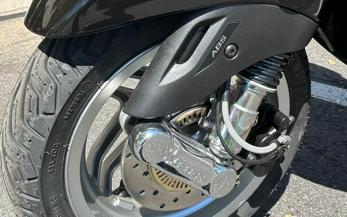 2027 Vespa Primavera 150