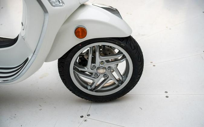 2027 Vespa Primavera 150