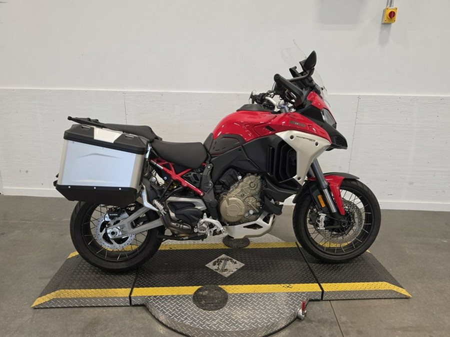 2024 Ducati Multistrada V4 S Travel & Radar Red
