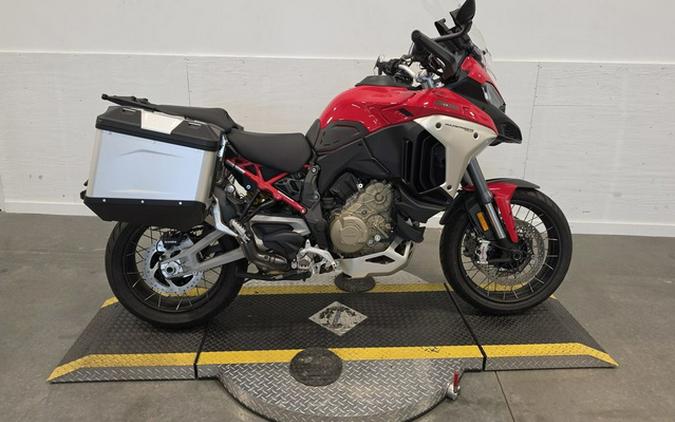 2024 Ducati Multistrada V4 S Travel & Radar Red