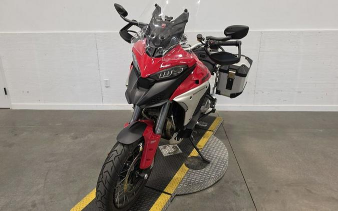 2024 Ducati Multistrada V4 S Travel & Radar Red