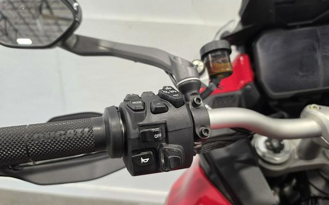 2024 Ducati Multistrada V4 S Travel & Radar Red