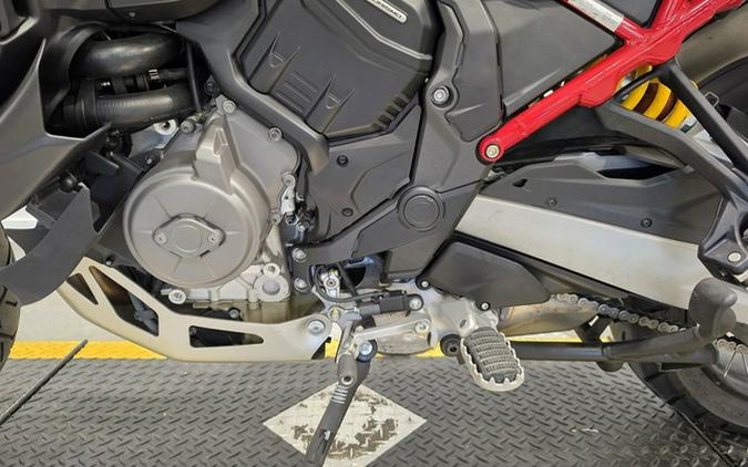 2024 Ducati Multistrada V4 S Travel & Radar Red