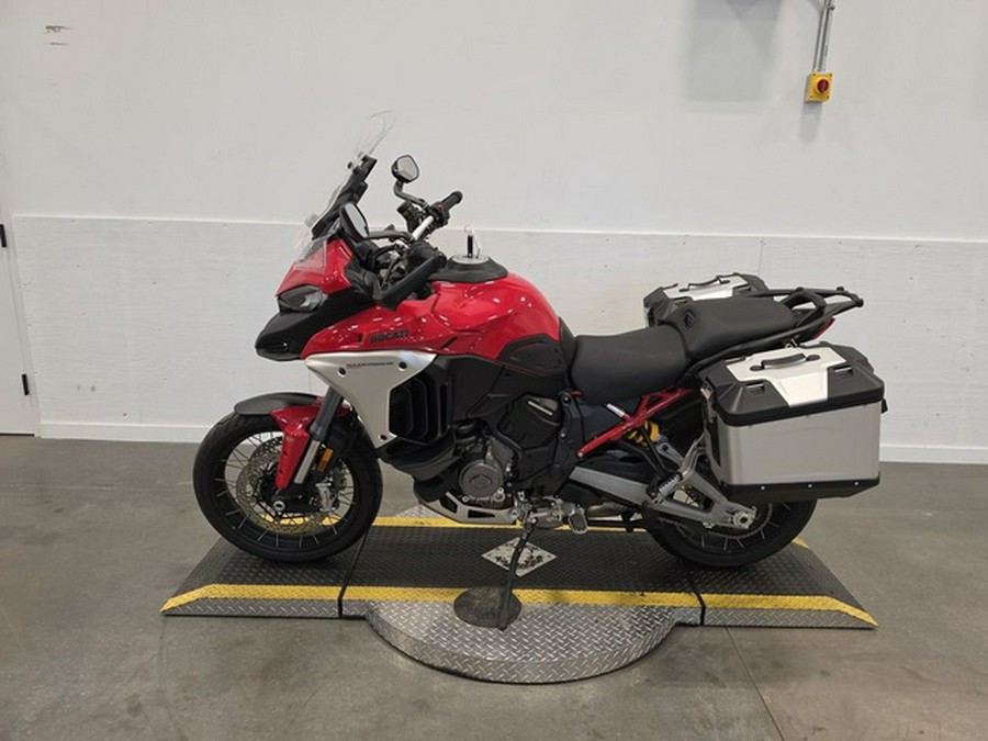 2024 Ducati Multistrada V4 S Travel & Radar Red