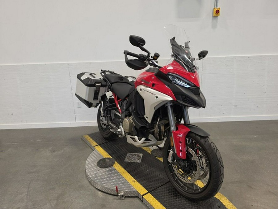 2024 Ducati Multistrada V4 S Travel & Radar Red