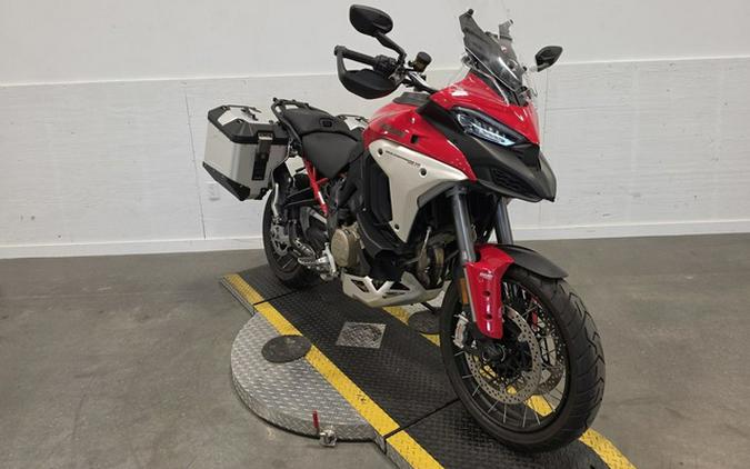 2024 Ducati Multistrada V4 S Travel & Radar Red