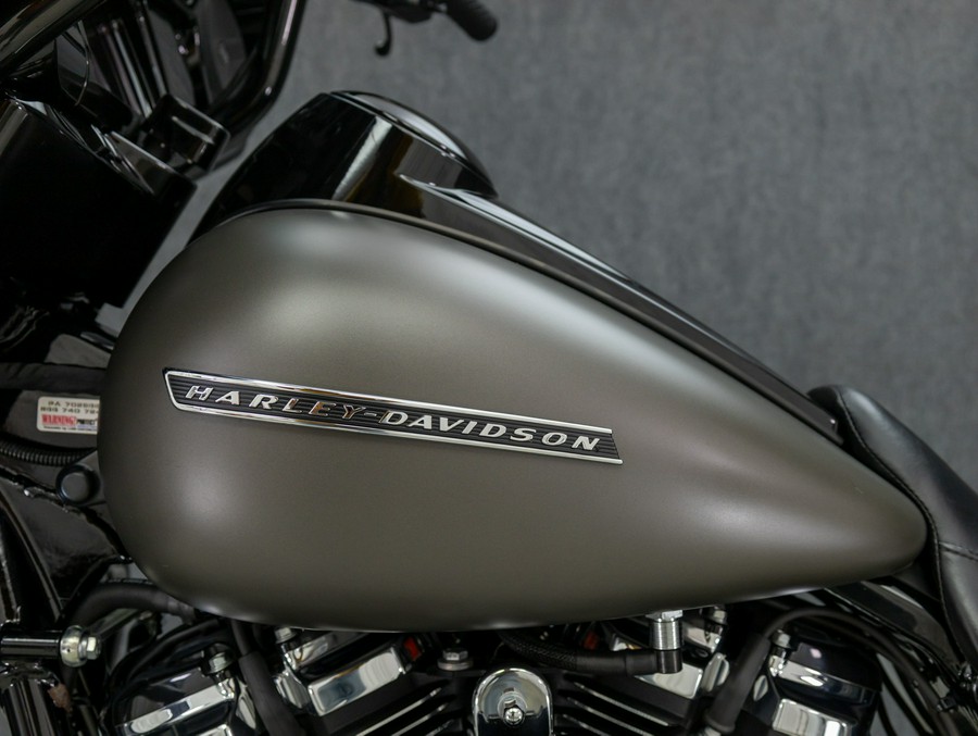 2019 HARLEY DAVIDSON FLHXS STREET GLIDE SPECIAL W/ABS