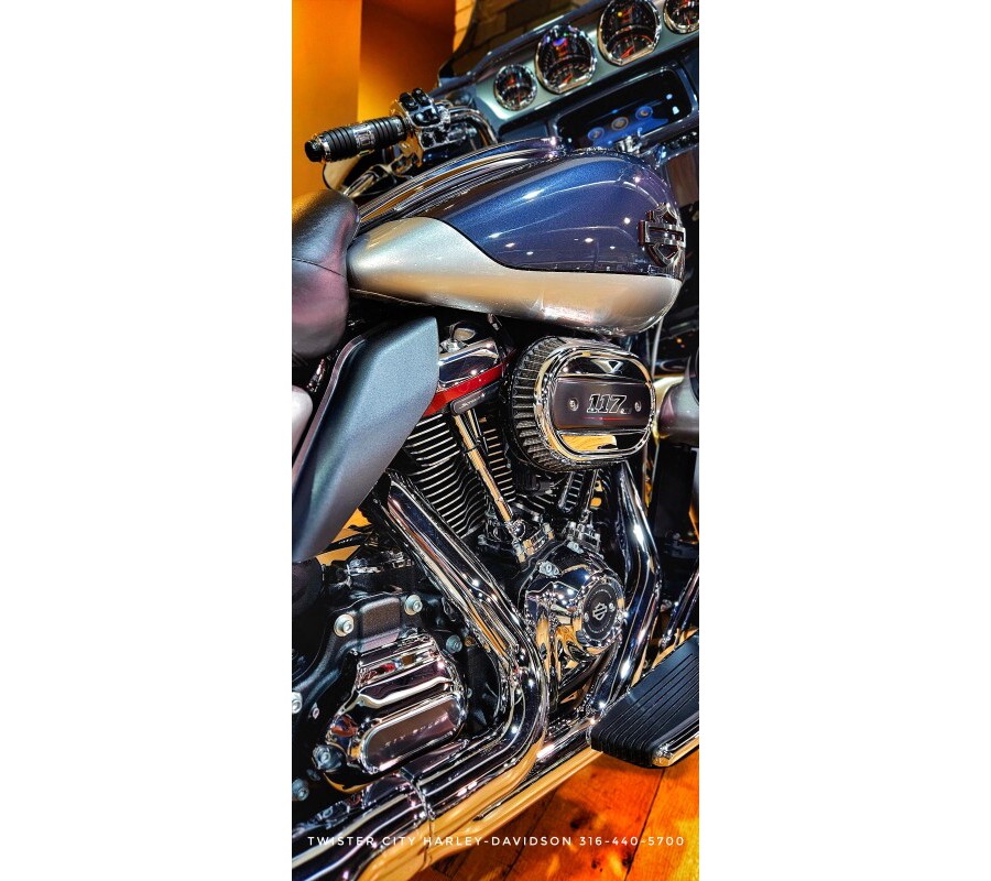 USED 2019 Harley-Davidson CVO Street Glide, FLHXSE