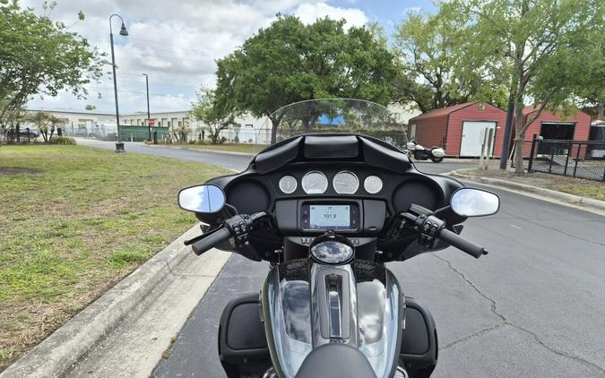 FLHTCUTG 2025 Tri Glide Ultra