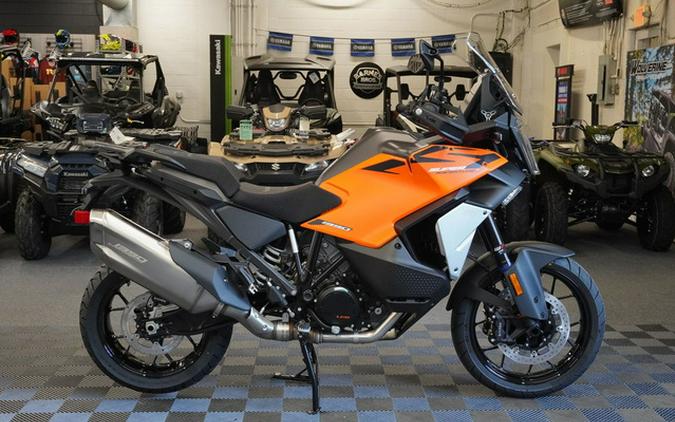 2027 KTM Super Adventure 1390 S EVO