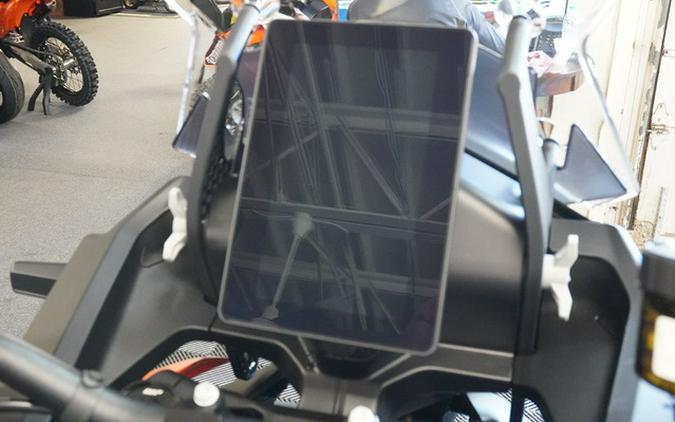 2027 KTM Super Adventure 1390 S EVO