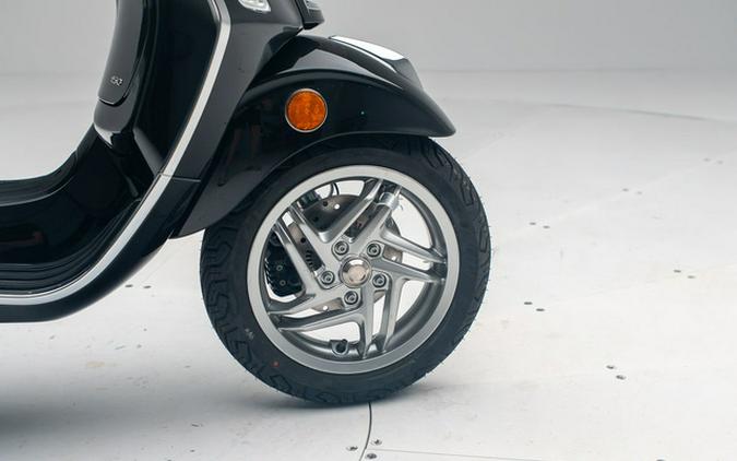 2027 Vespa Primavera 150