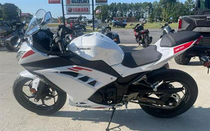 2026 Kawasaki Ninja® 300 ABS