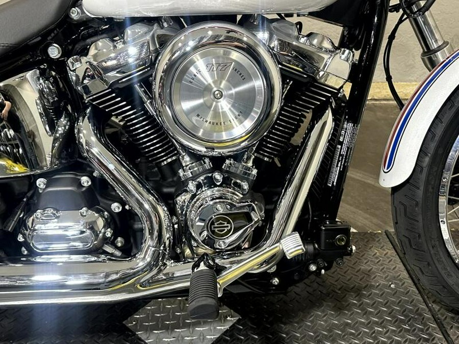 2026 Harley-Davidson® Super Glide® WHITE ONYX PRL