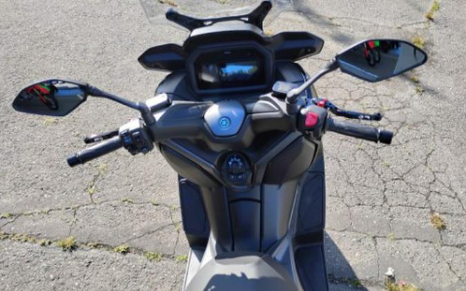 2025 Yamaha XMAX
