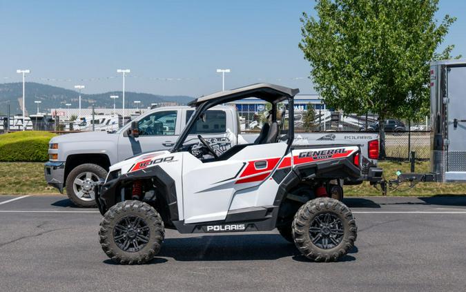 2017 Polaris GENERAL™ 1000 EPS White Lightning