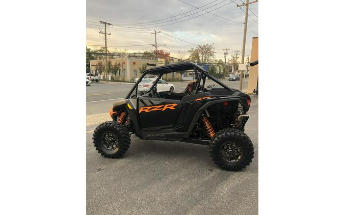 2024 Polaris Industries RZR XP 1000 Premium Matte Titanium / Onyx Black