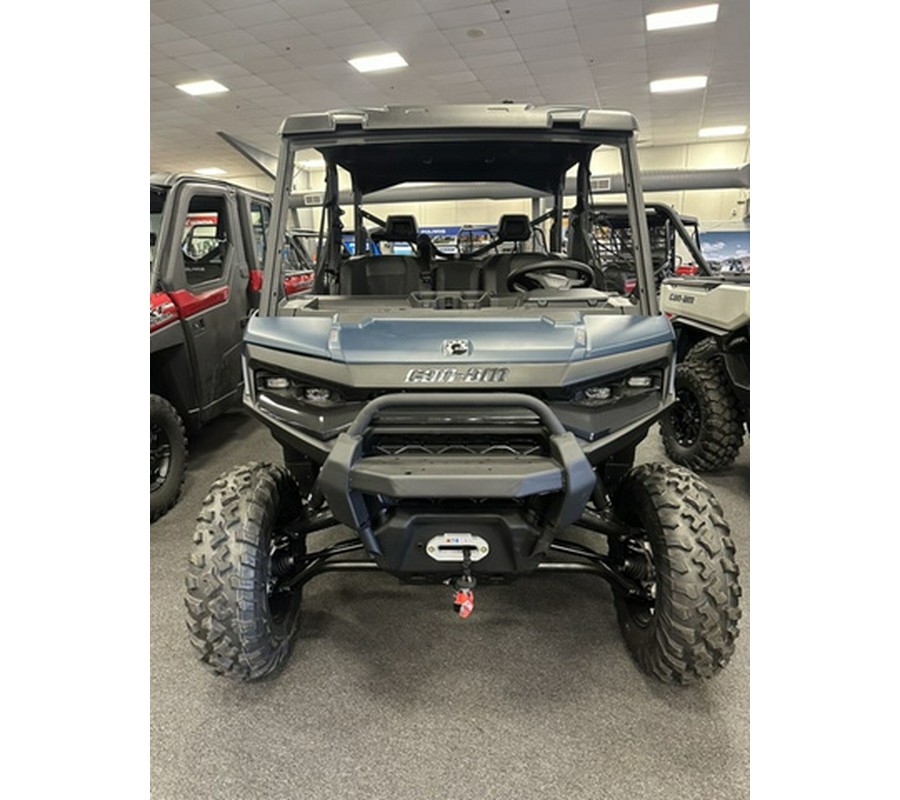 2026 Can-Am Defender MAX XT HD11
