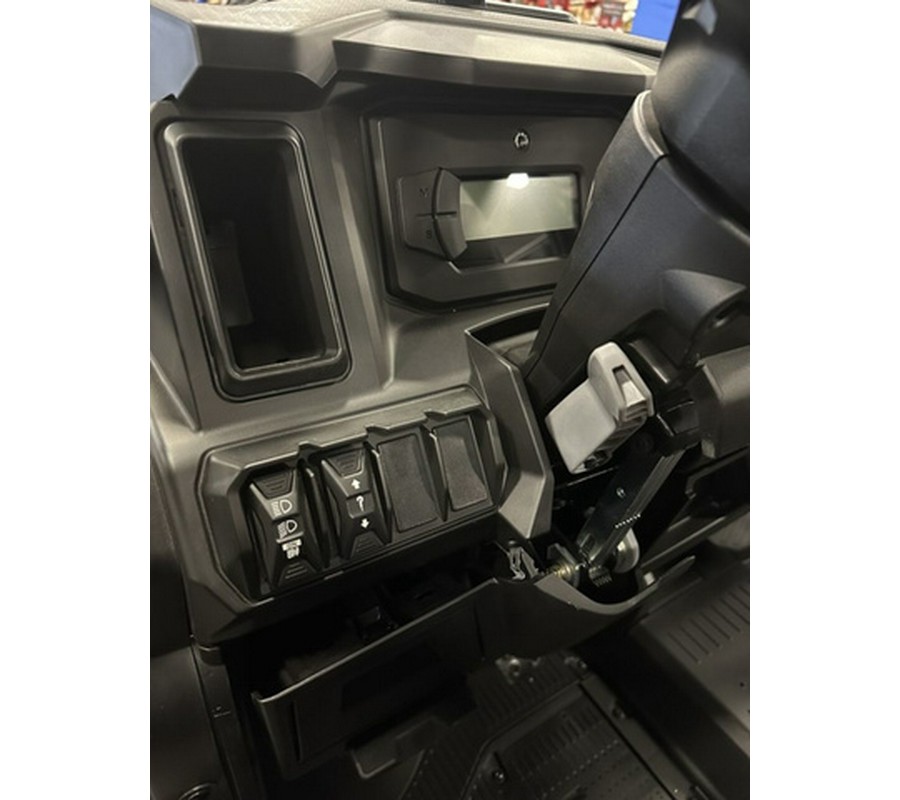 2026 Can-Am Defender MAX XT HD11