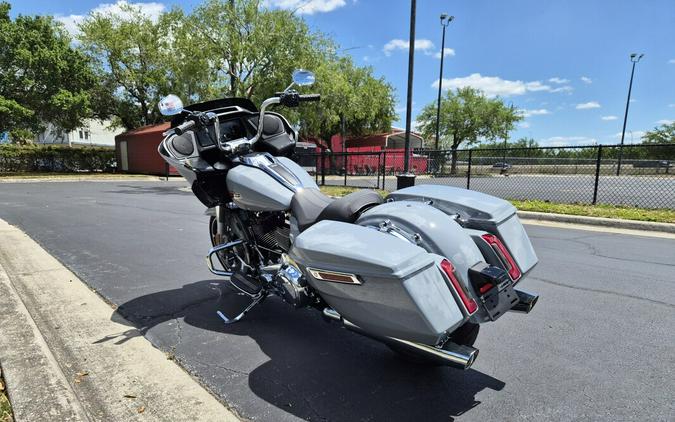 FLTRX 2024 Road Glide