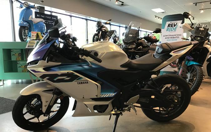 2025 Yamaha YZF-R3