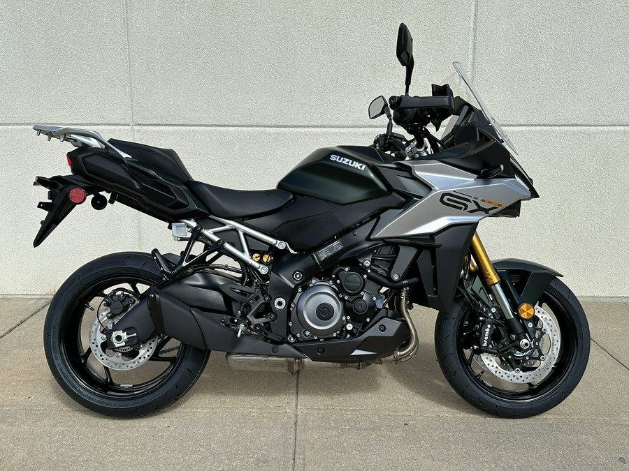 2024 Suzuki GSXS 1000GX