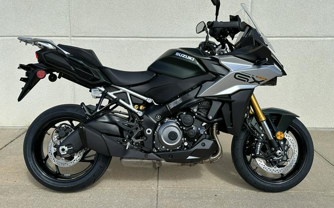 2024 Suzuki GSX-S1000GX+ Review [A Dozen Fast Facts]